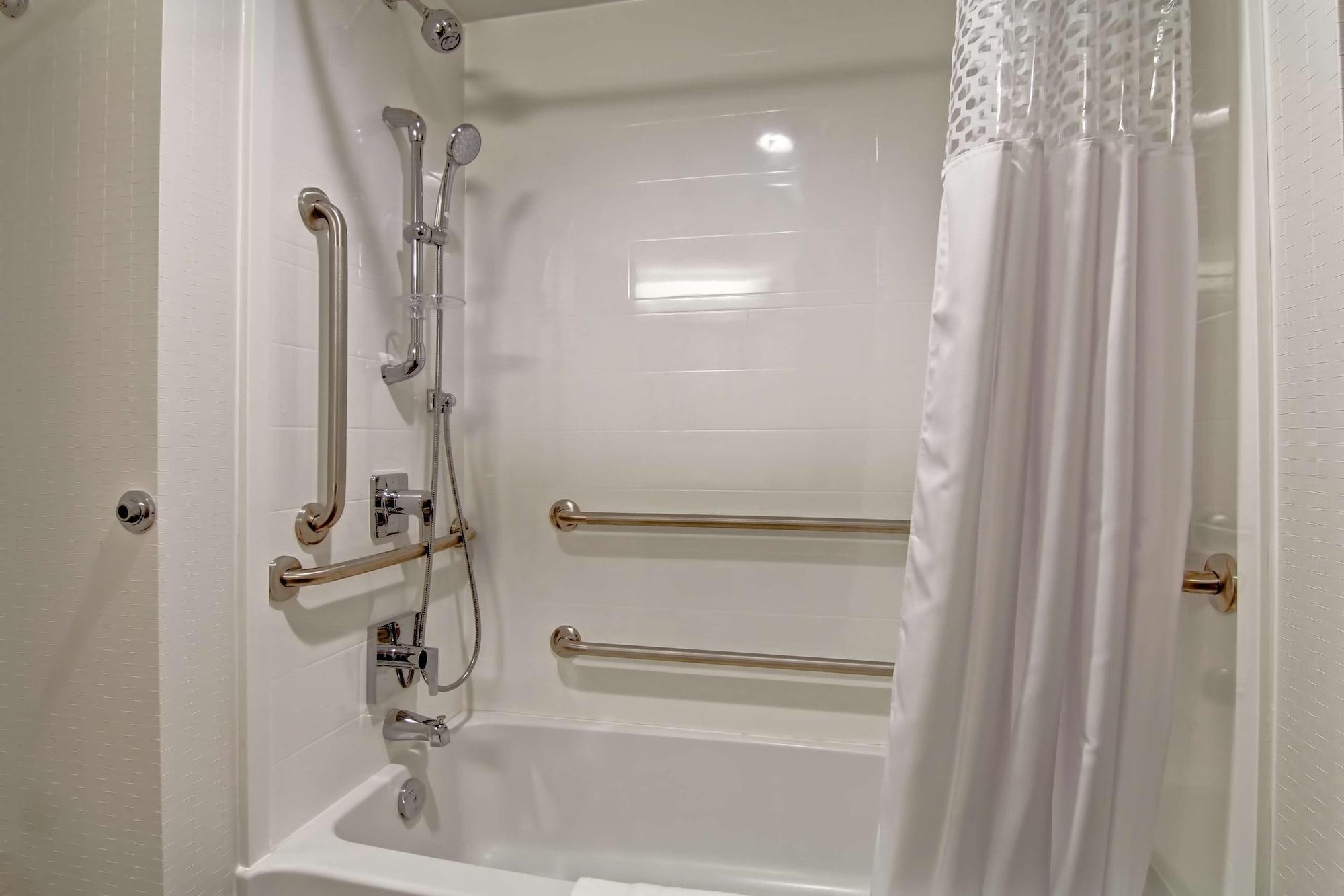 Hampton Inn & Suites By Hilton Saskatoon Airport Εξωτερικό φωτογραφία