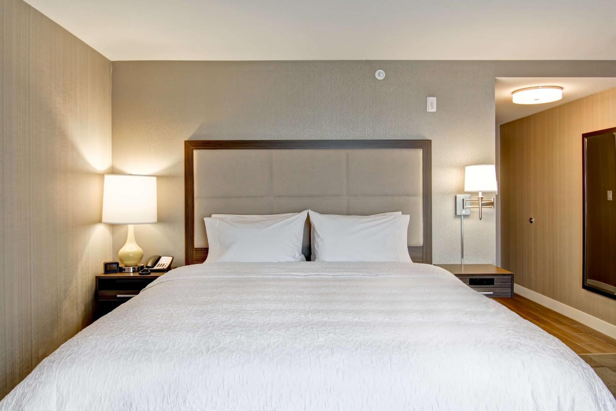 Hampton Inn & Suites By Hilton Saskatoon Airport Εξωτερικό φωτογραφία